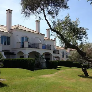 lovely-house-in-golf-club-andalucia.es-andalucia.com/