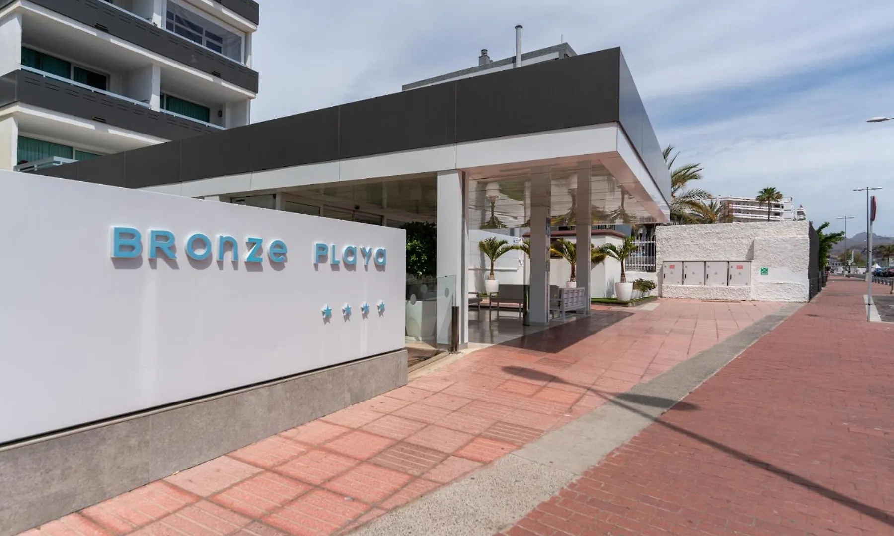 Beach Exclusive Apartment With Terrace - Pool View - Jacuzzi View San Bartolome de Tirajana