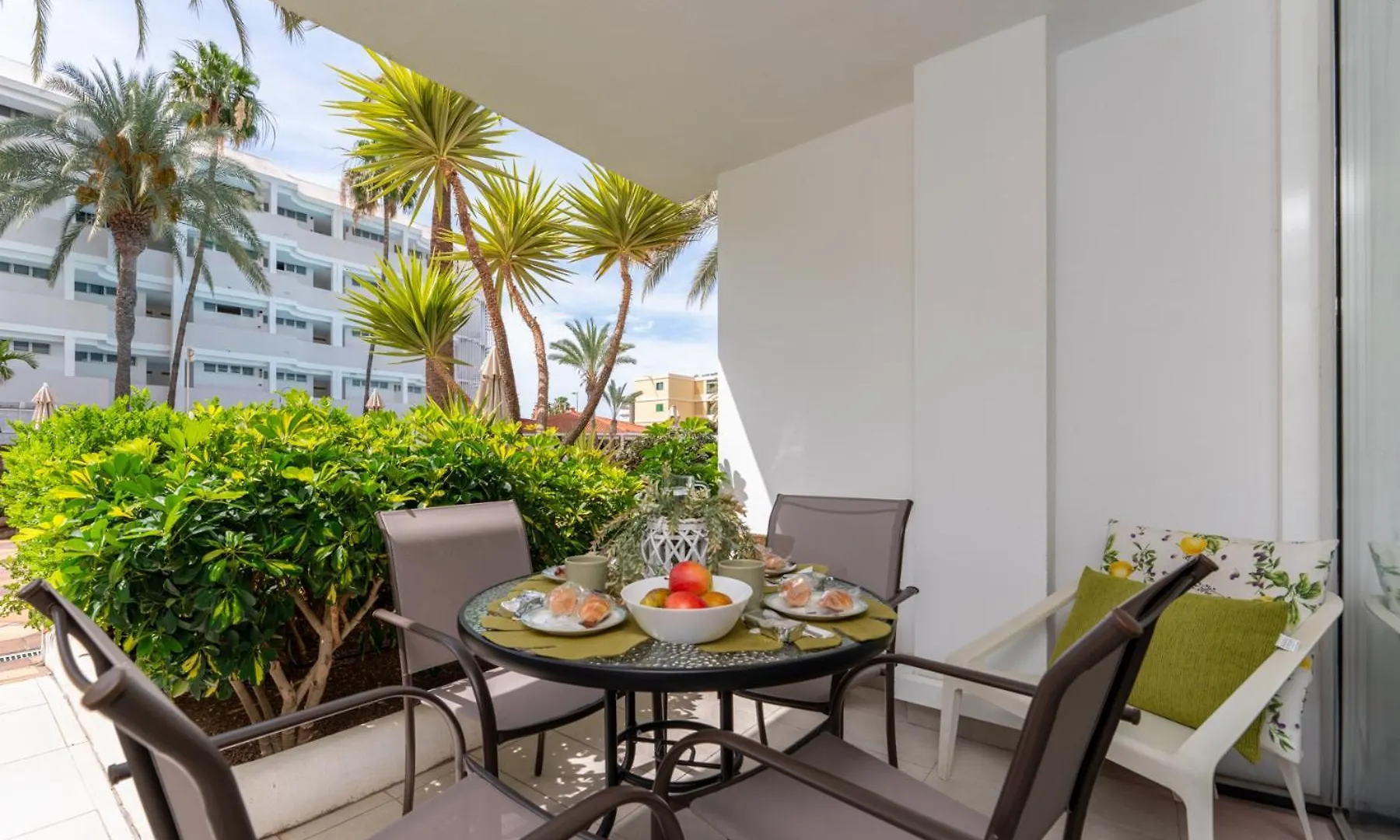 Beach Exclusive Apartment With Terrace - Pool View - Jacuzzi View San Bartolome de Tirajana